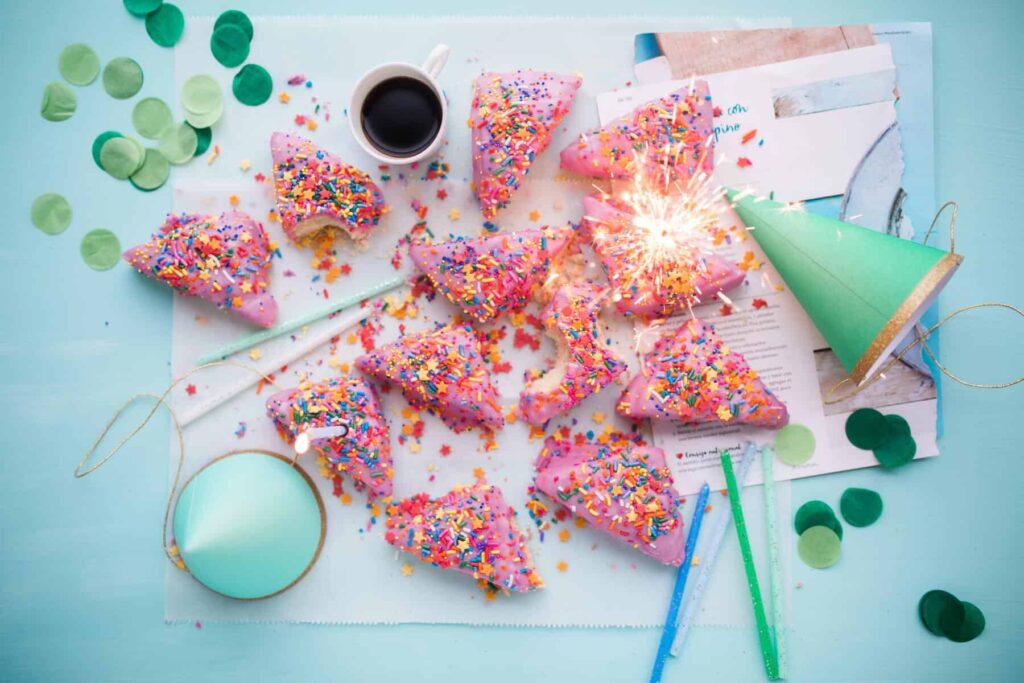 Birthday Party Brooke Lark YwSy97 Rk1o Unsplash Min 1024x683