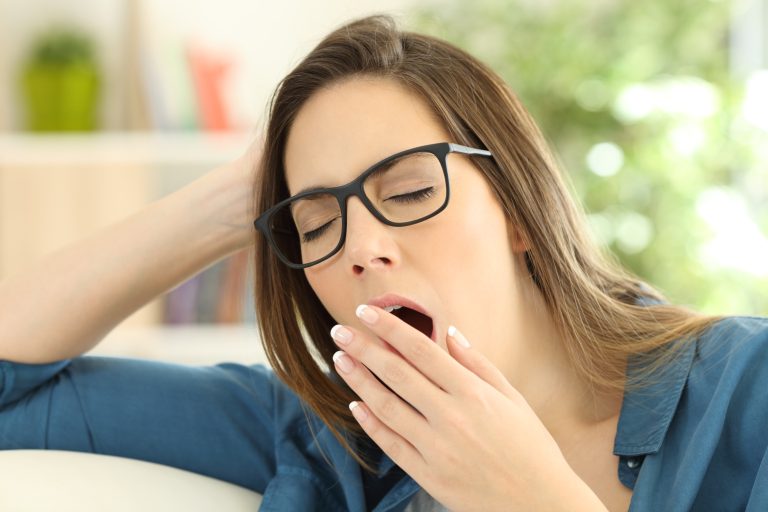Somnolence post-prandiale : quelles en sont les causes ?