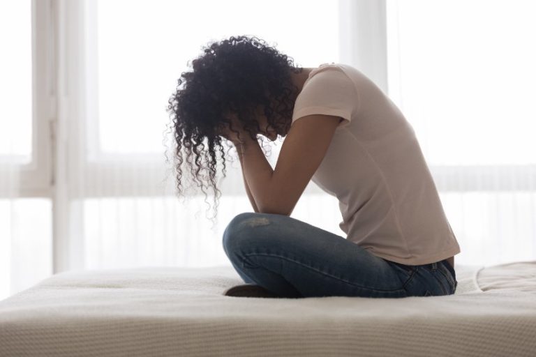 Anhédonie : Définition, Causes, Complications, Diagnostic, Traitement