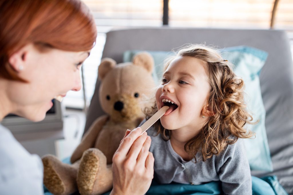 Épiglottite aiguë chez l’enfant : symptômes et traitements