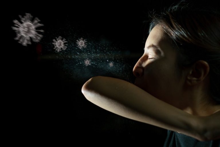 Grippe : présentation, voies de transmission, traitement