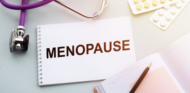 Traitement hormonal de la ménopause : définition, formes, avantages, risques