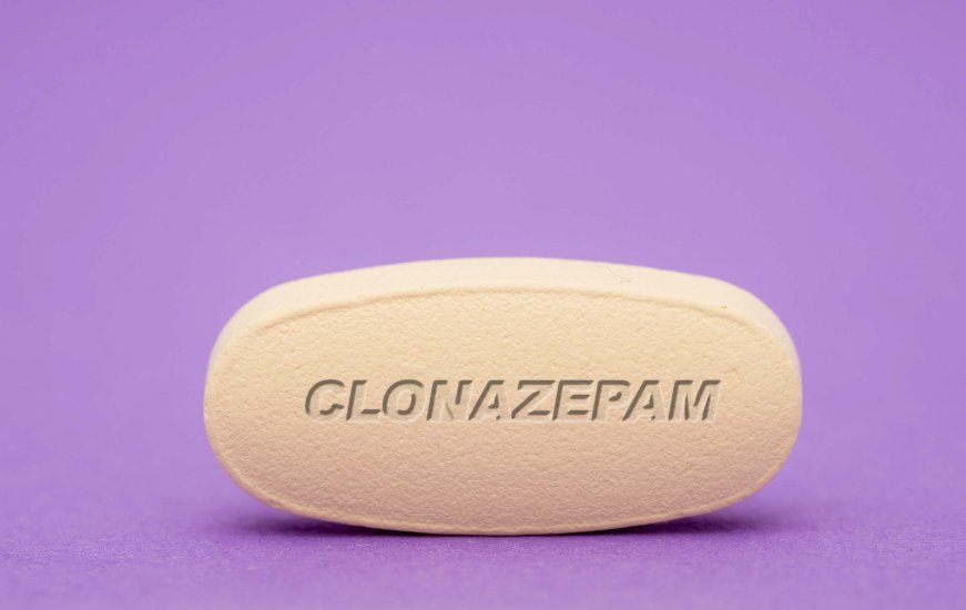 Clonazépam (Rivotril) : Indications, posologie, effets secondaires