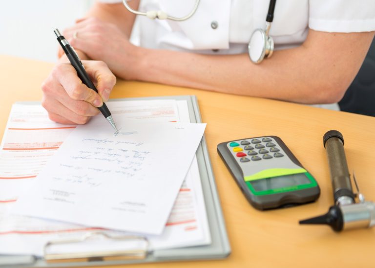 La prescription de l’arrêt de travail : que dit la législation ?