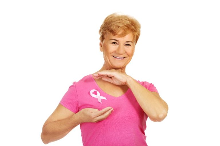 Cancer du sein chez la femme ménopausée : les traitements possibles 