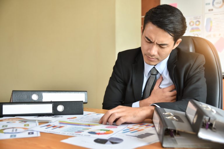 L’insuffisance cardiaque : causes, symptômes et traitements