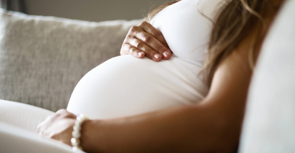 Grossesse gériatrique : définition, risques et suivi médical Grossesse gériatrique